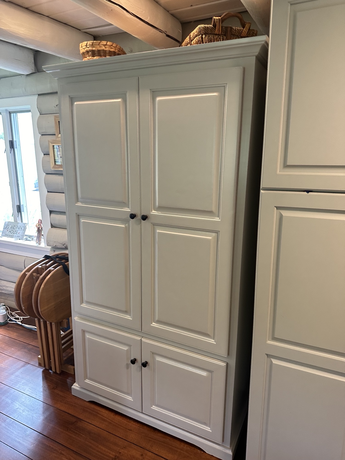 Finished built-in cabinet